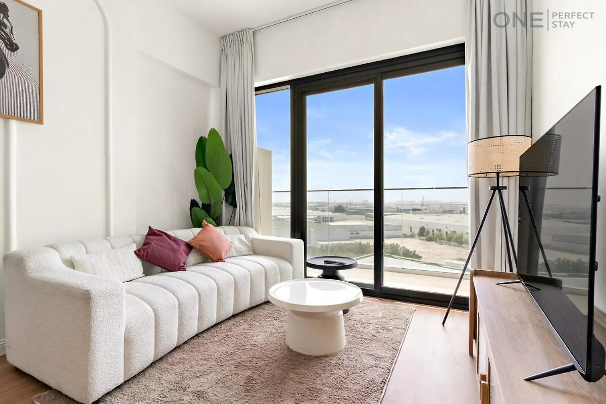 1Br With Balcony Near Metro Station Apartment Dubai