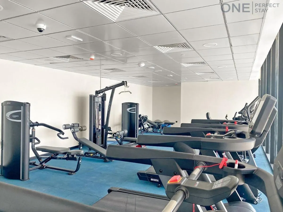 1Br With Balcony Near Metro Station Apartment Dubai
